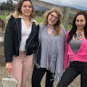 Meet your Posher, Hannah suzanne